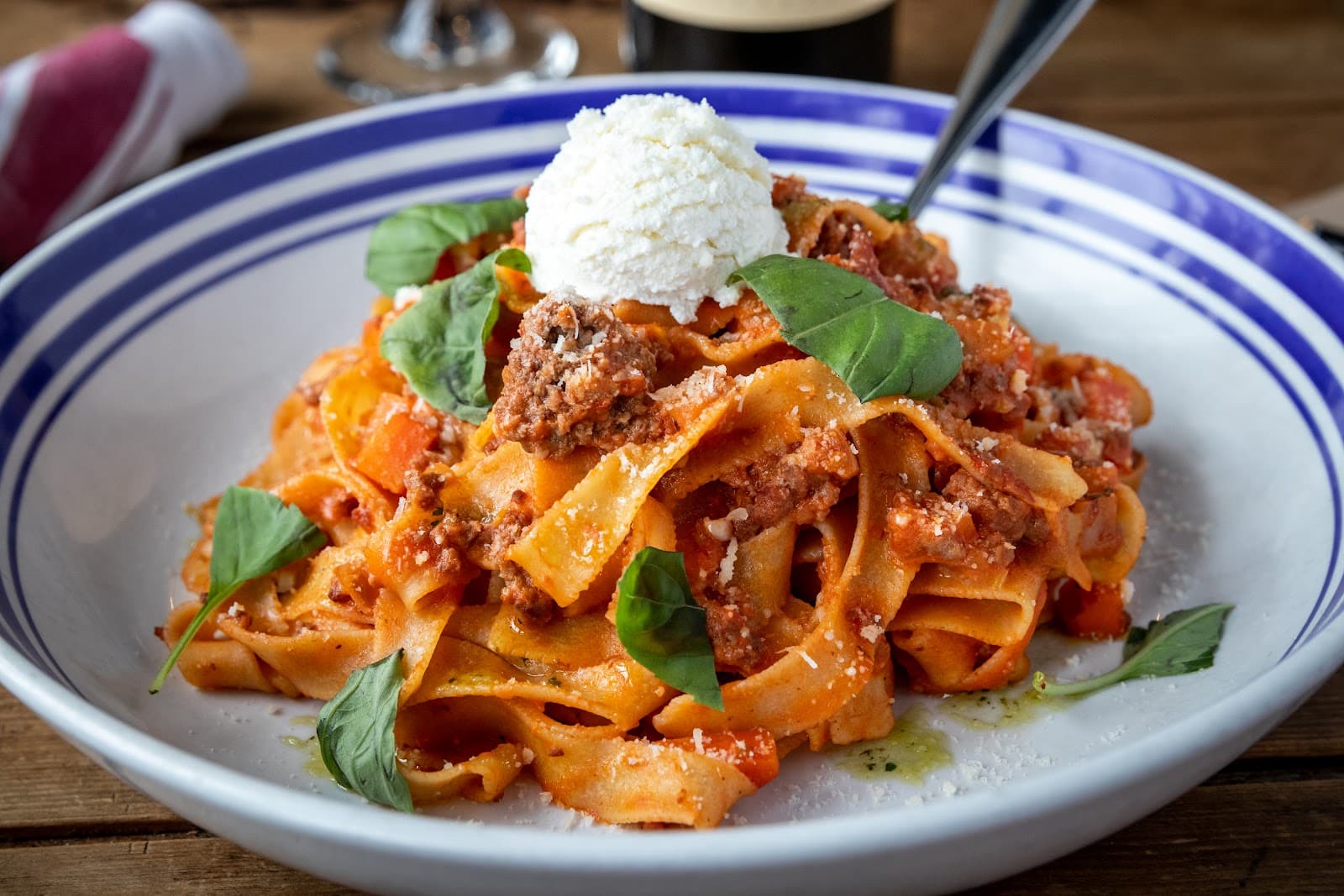 Scaddabush Italian Kitchen & Bar Square One